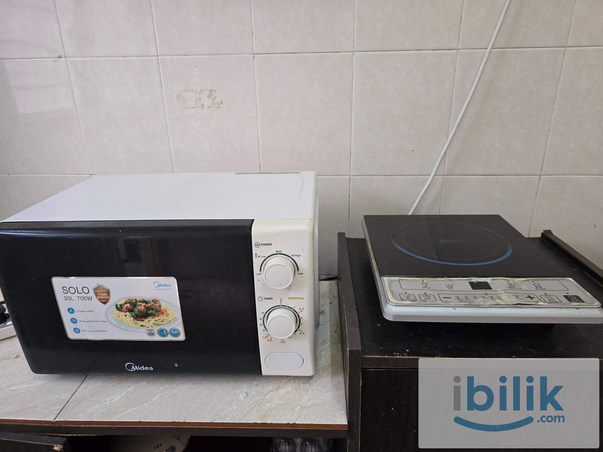 Include Electric, AirCond Medium Room W Private Toilet - Botanic Kiara - Image 5