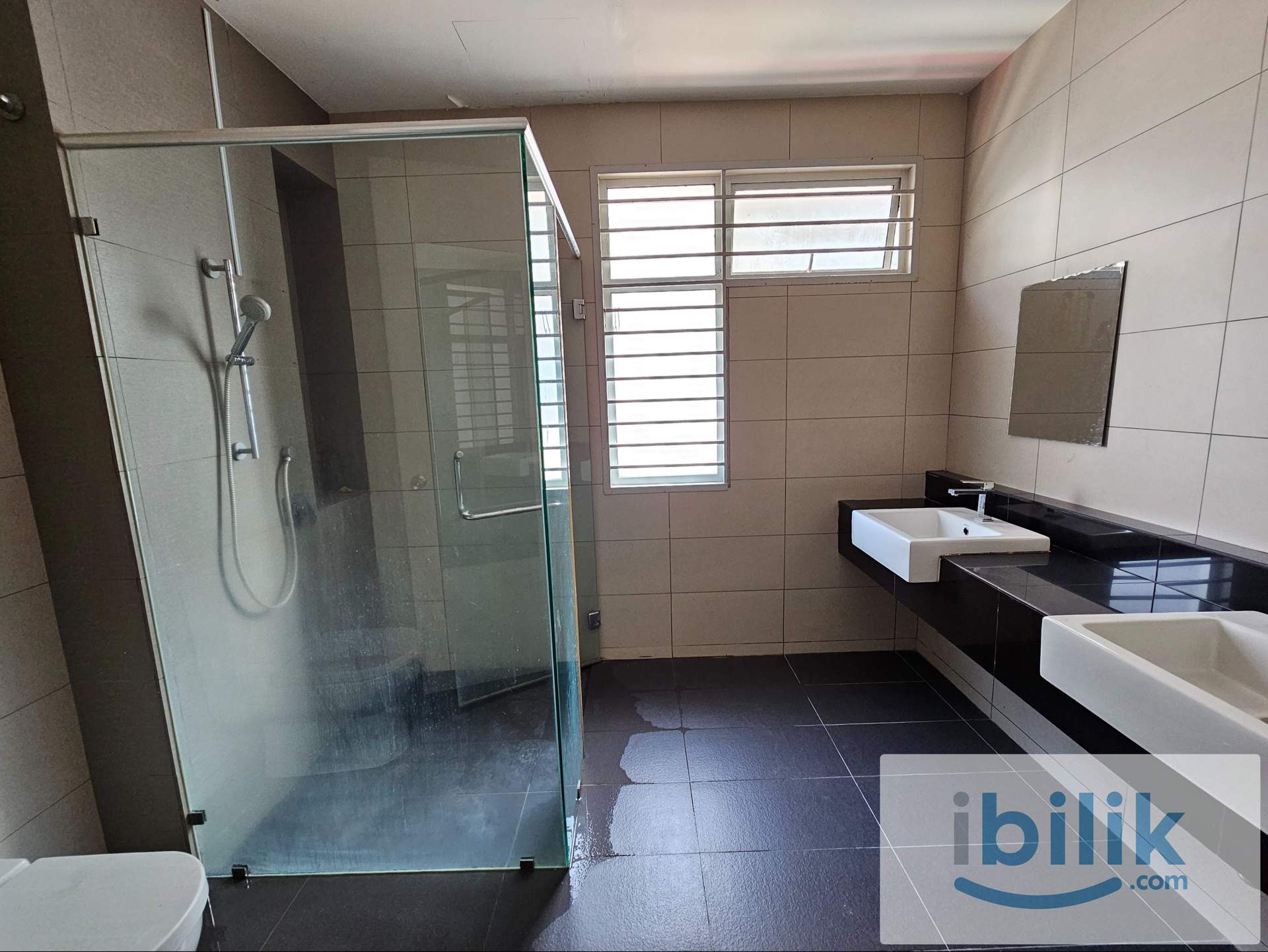 Master Room at Bandar Botanic, Klang - Image 7