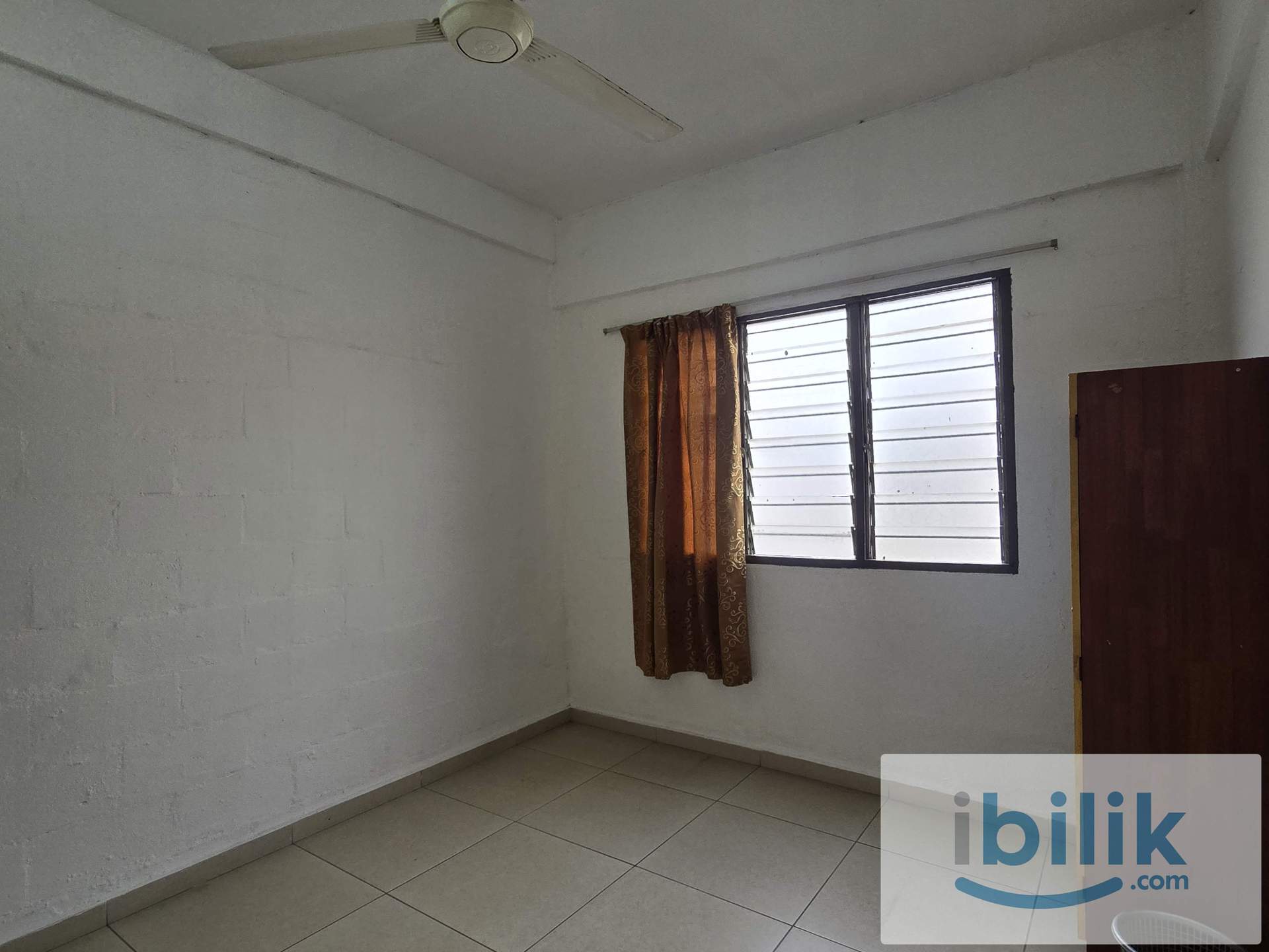 Free Wifi Middle Fan Room at Bandar Baru Klang, Klang - Image 6