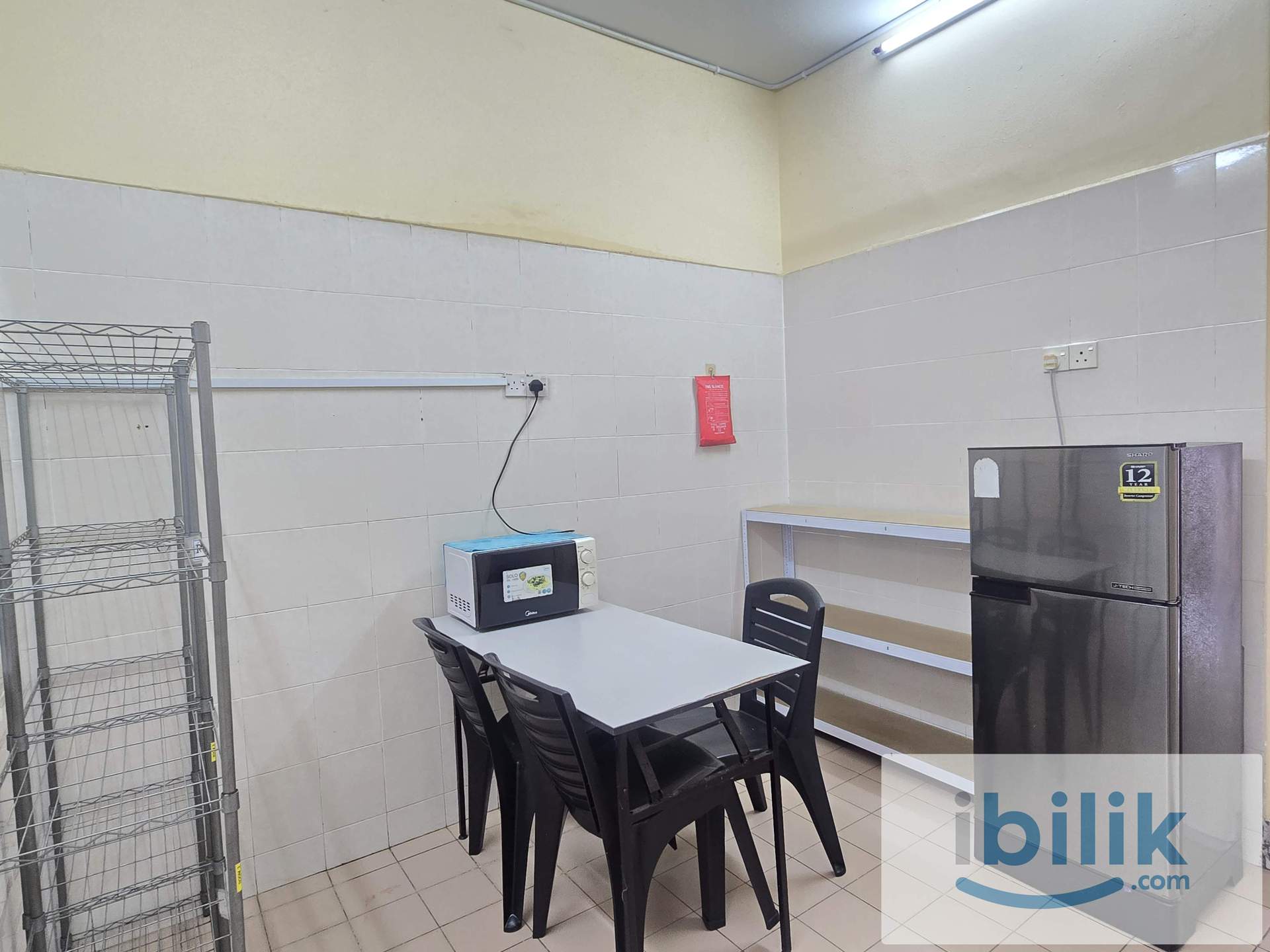 (Include Electric & Water) AIR COND Room Share Bathroom For Rent (BOTANIC KIARA) - Image 3