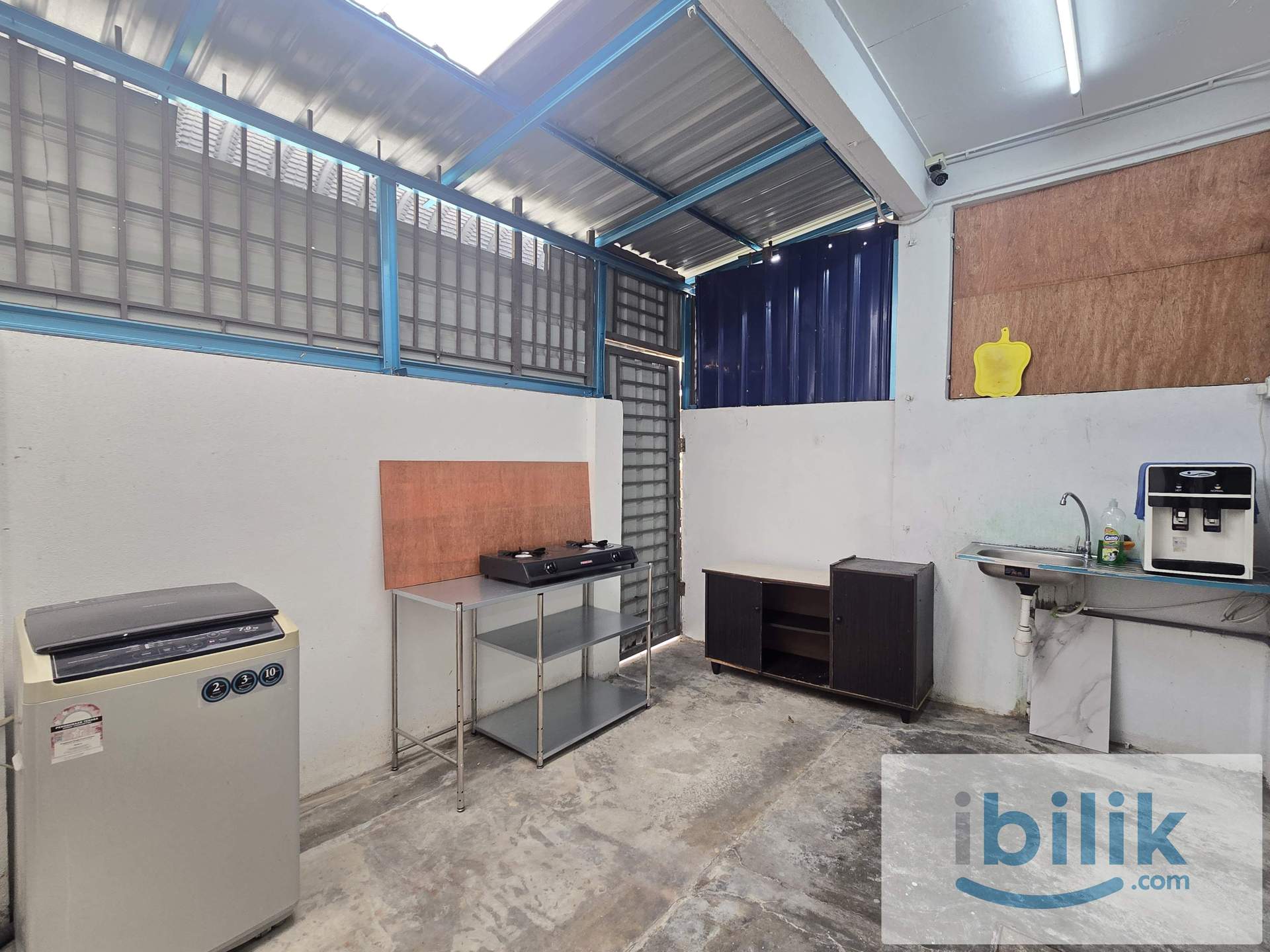 (Include Electric & Water) AIR COND Room Share Bathroom For Rent (BOTANIC KIARA) - Image 4