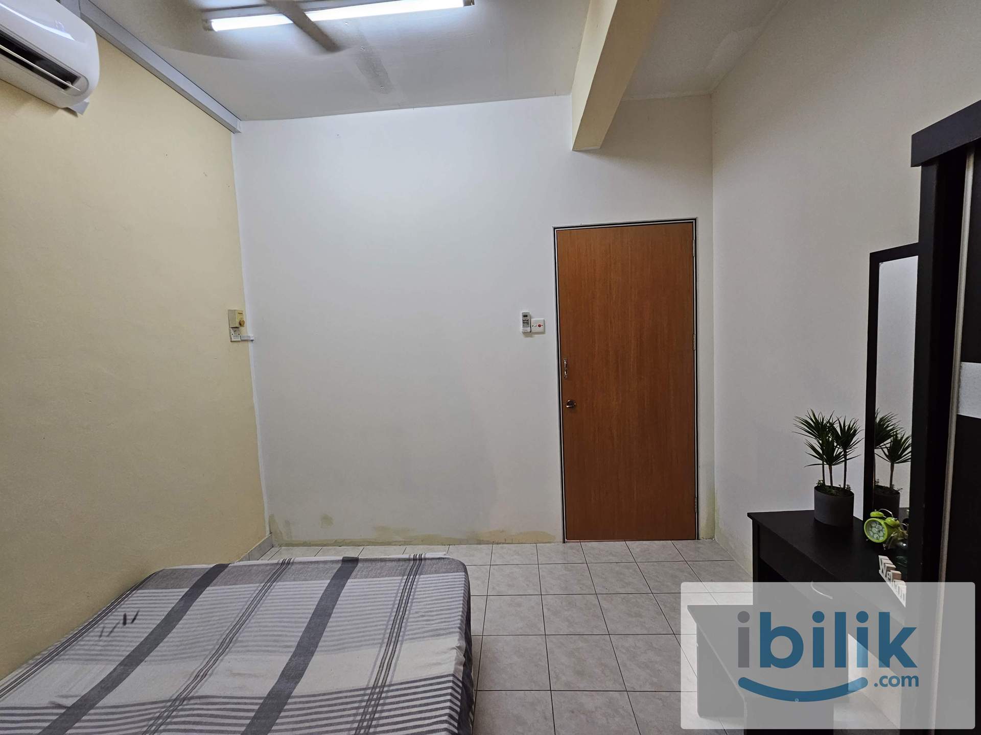 (Include Electric & Water) AIR COND Room Share Bathroom For Rent (BOTANIC KIARA) - Image 7