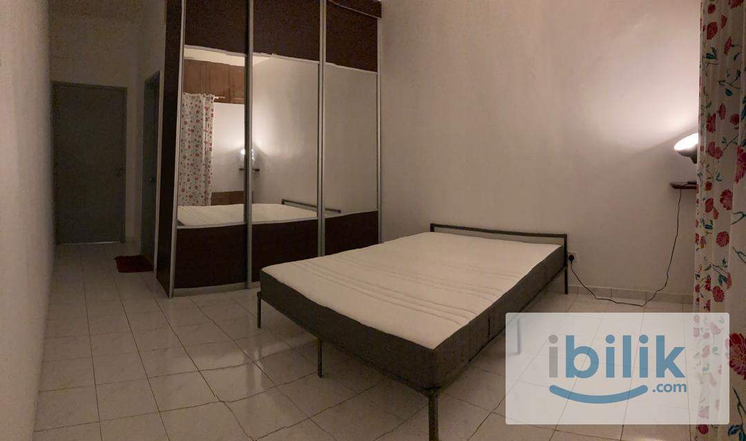 Sri Jelatek Muslim Female Unit Master Room Fully Furnished 1 Carpark - Image 1