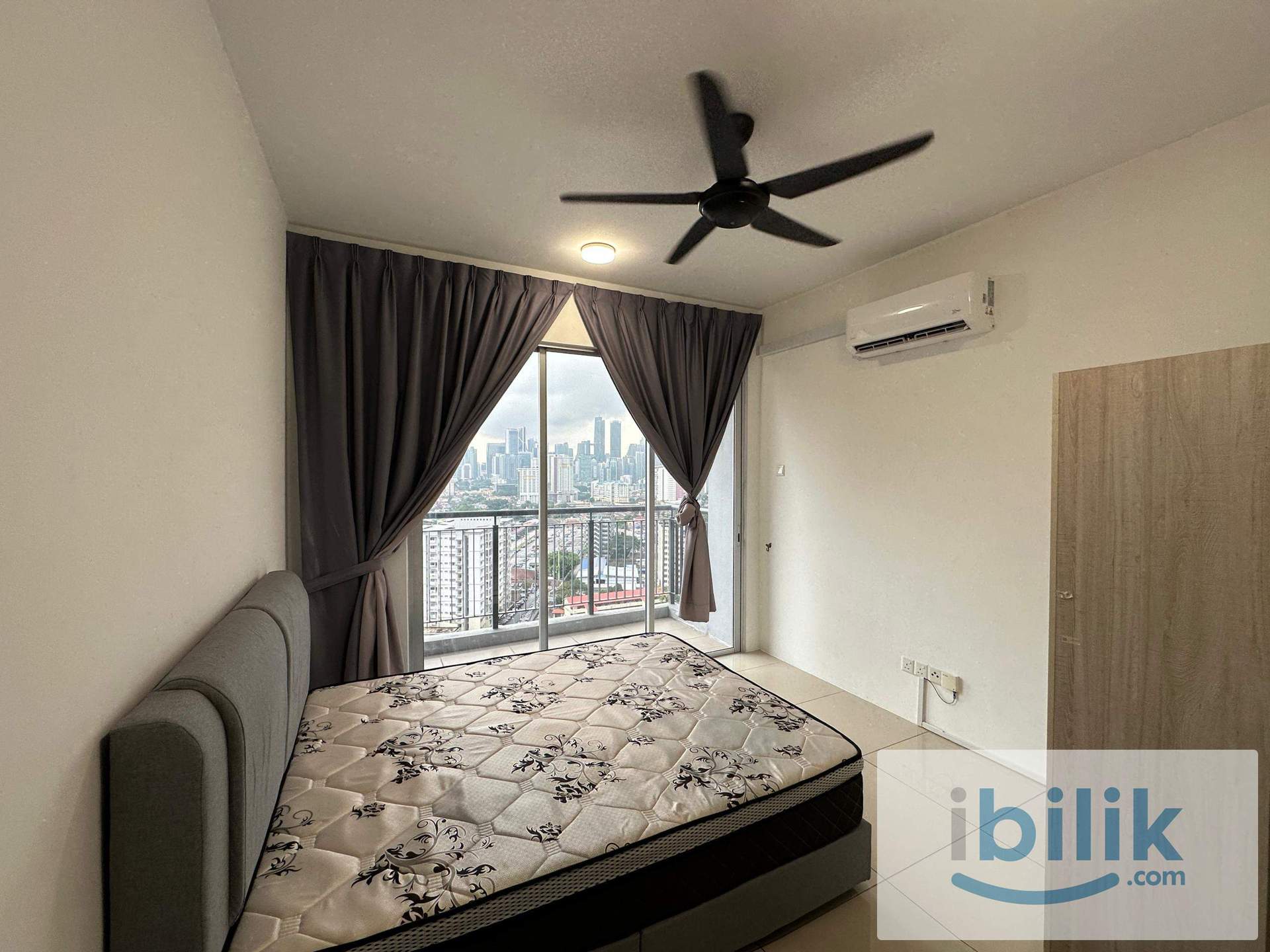 [Female Unit] Balcony room @ Platinum Splendor Residensi Semarak - Image 1
