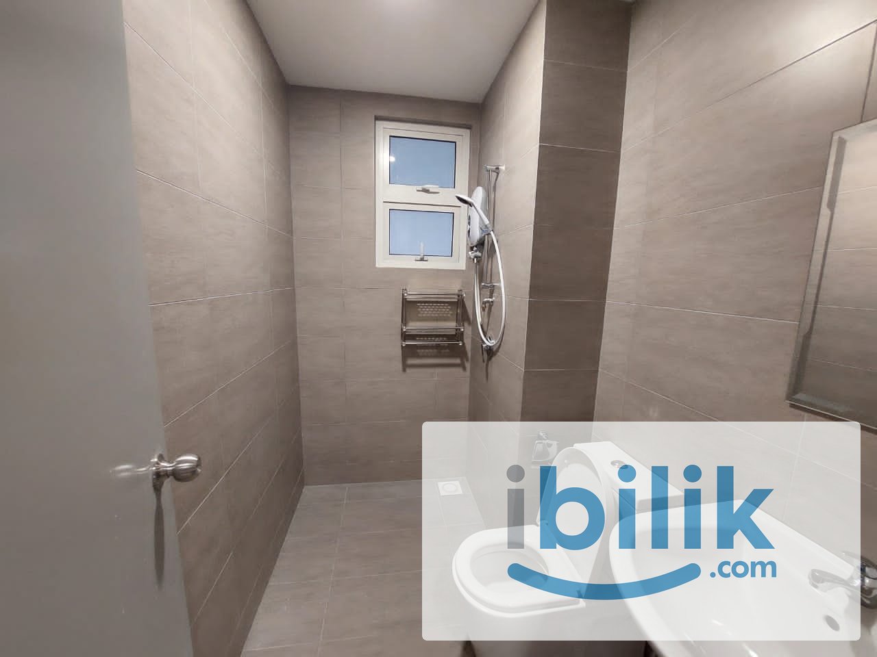 ONLY 1 Min 50meter MRT LRT*Dual Key*Included water,electricity&wifi - Image 3