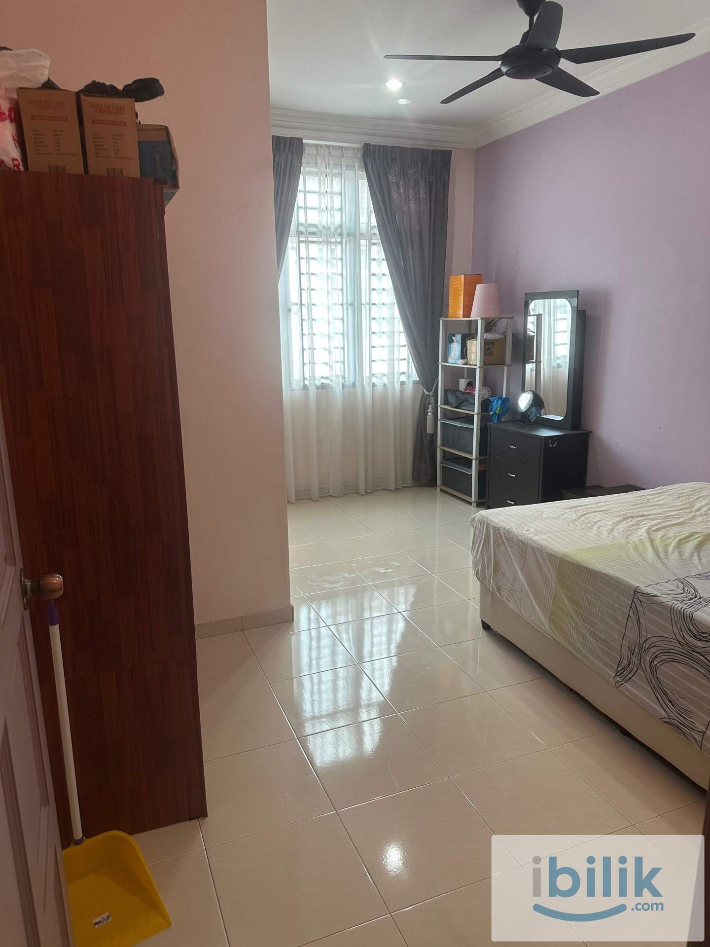 Middle room - Image 2