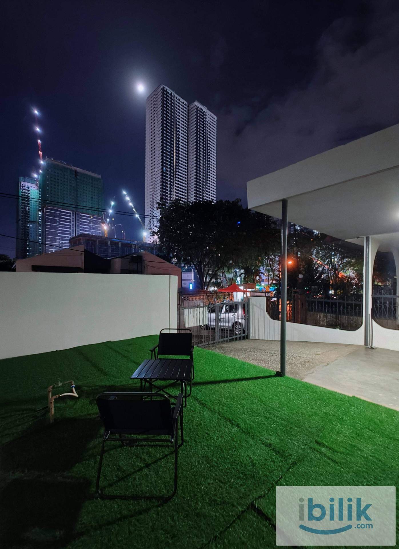 Small room 500m to LRT Bangsar 300m to Bangsar Village - Image 2