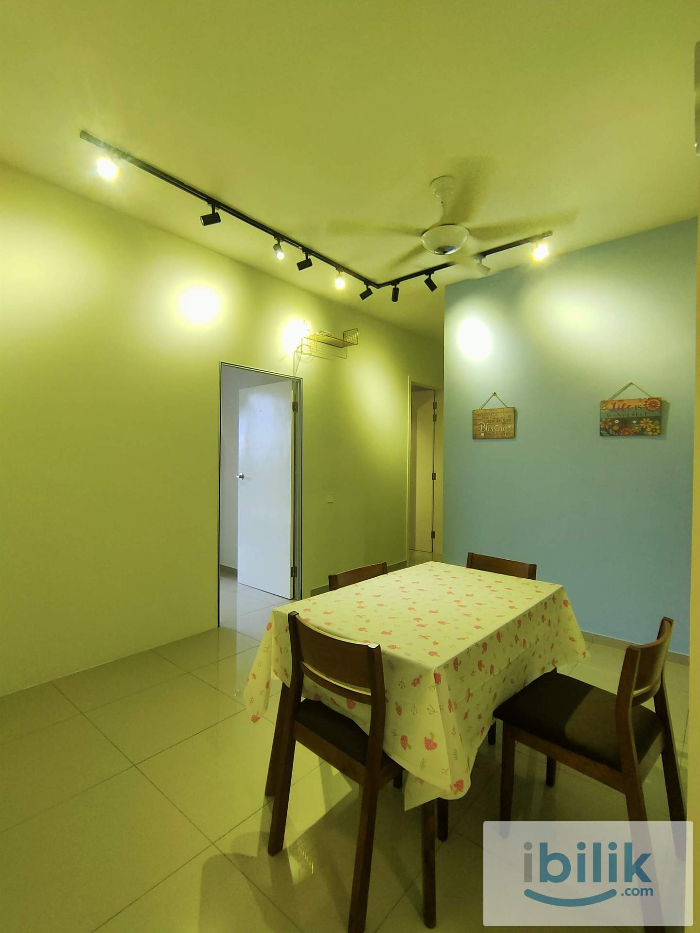 Medium room private balcony fully furnished - Image 4