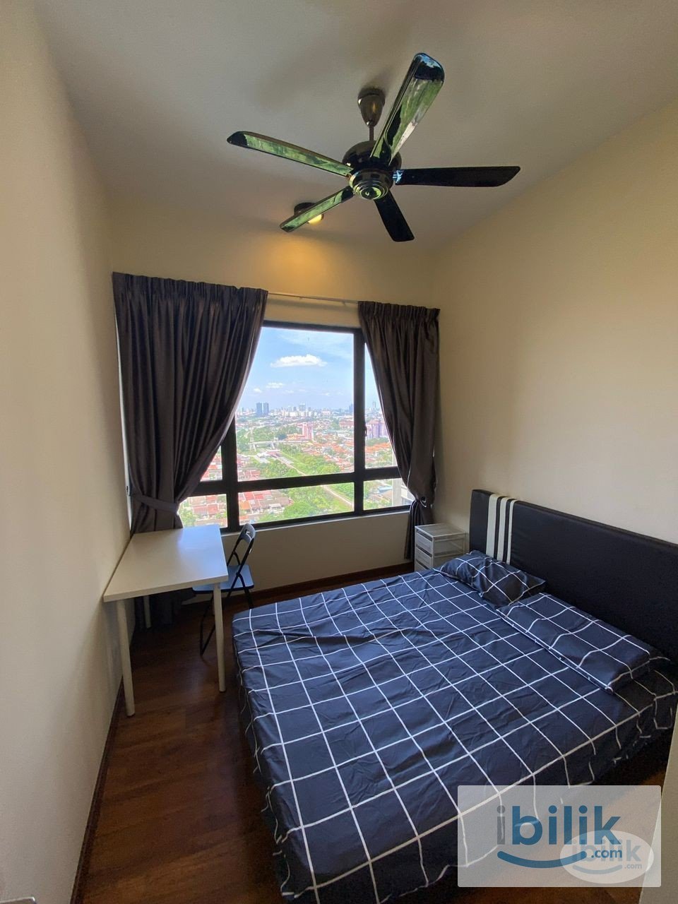 FREE WIFI+CLEANING, MEDIUM ROOM @ PETALZ, OLD KLANG ROAD - Image 1