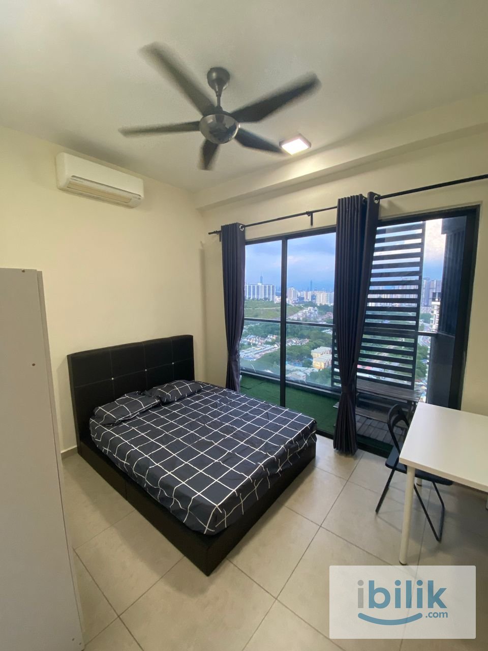 FREE WIFI+CLEANING, BALCONY ROOM @ PETALZ, OLD KLANG ROAD - Image 1