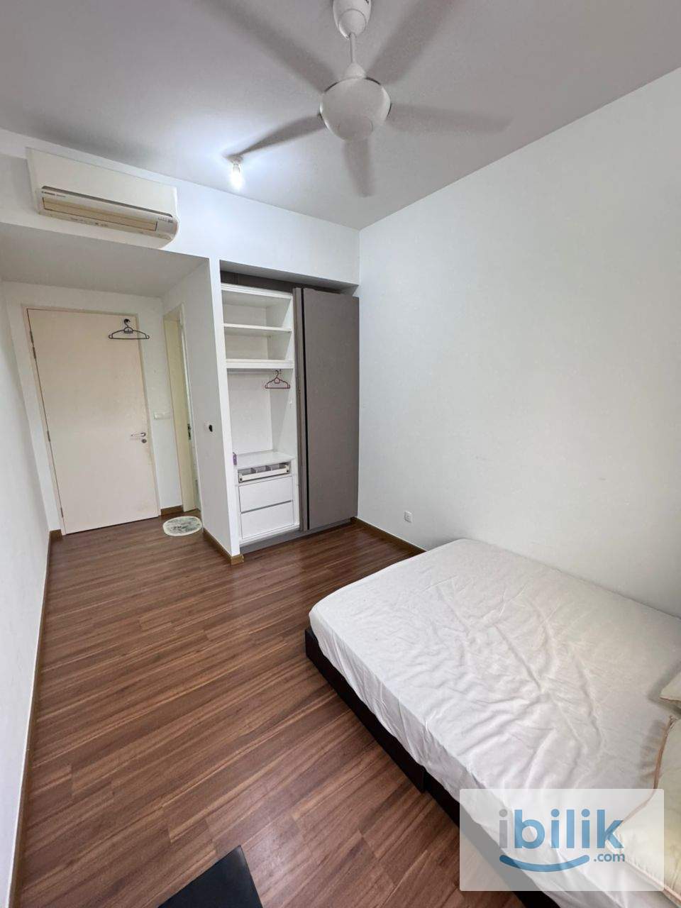 FREE WIFI+CLEANING BIG MASTER ROOM at Petalz, Old Klang Road - Image 2