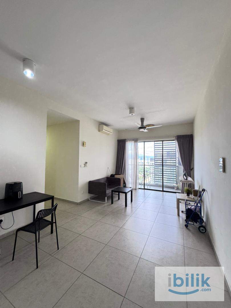 FREE WIFI & CLEANING, Medium room at Petalz, Old Klang Road, KL - Image 2