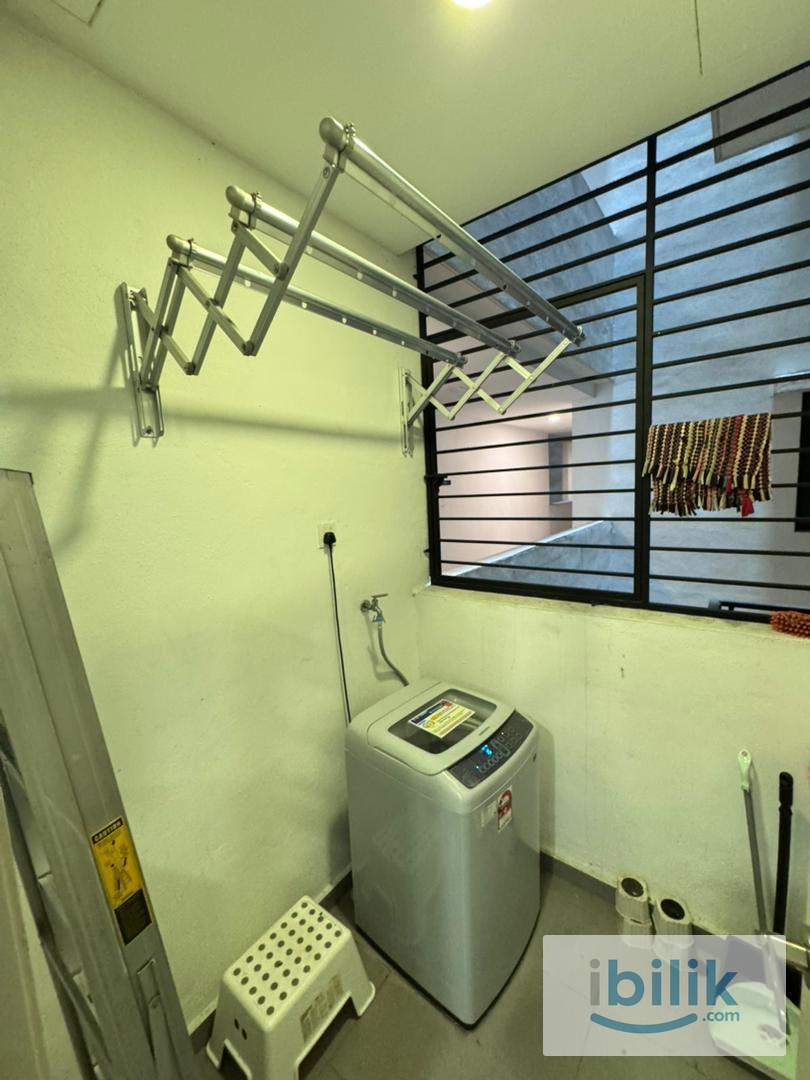 FREE COWAY, D'sand Old Klang Road FEMALE UNIT FREE WIFI+UTILITIES, Master room for rent - Image 6
