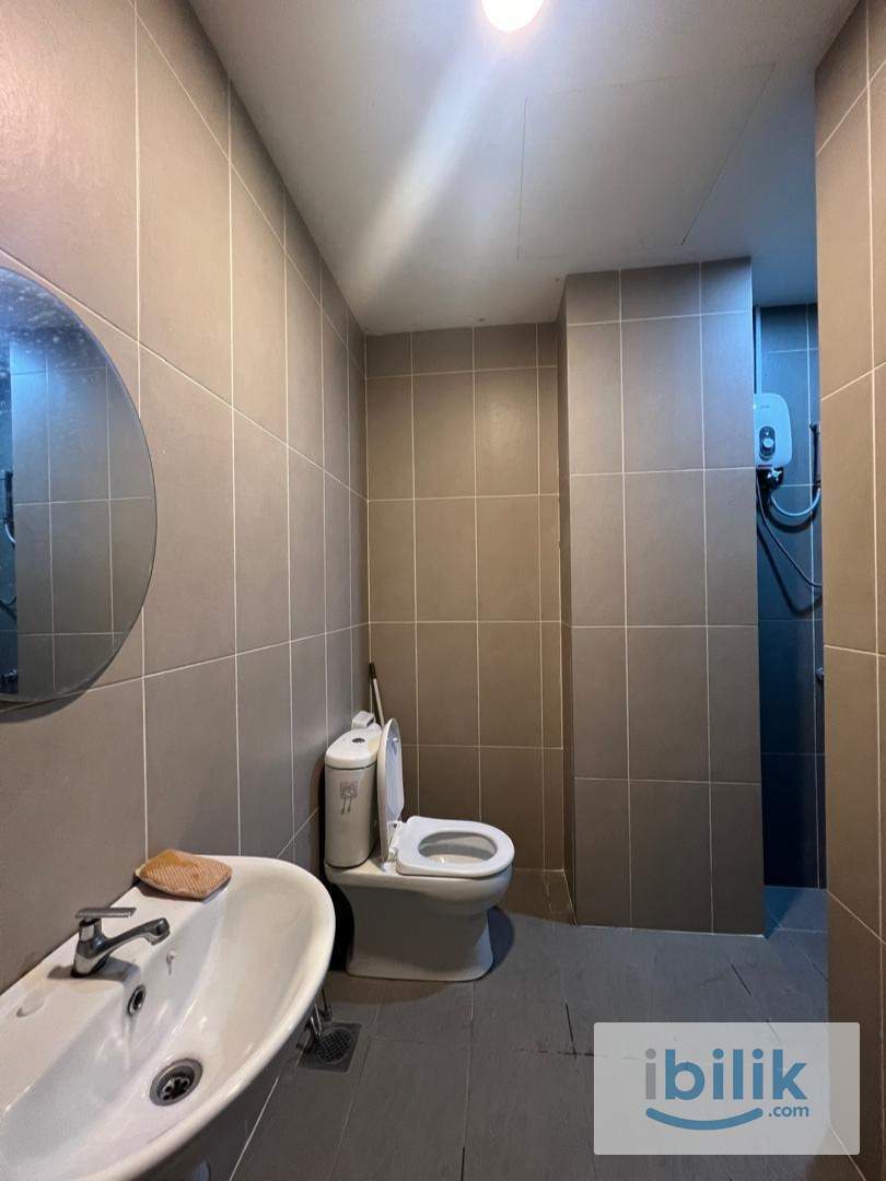 MEDIUM ROOM WITH OWN BALCONY - Image 2