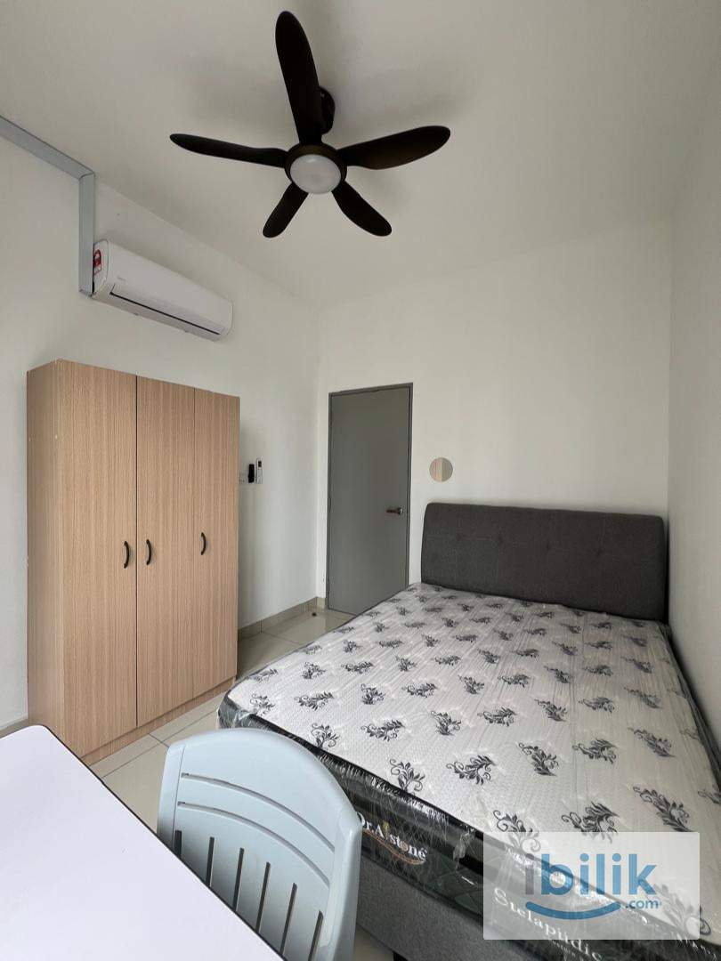 MEDIUM ROOM - Image 4