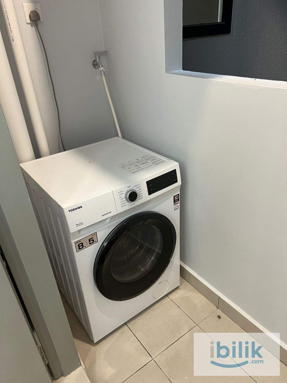 Medium Room - Image 2