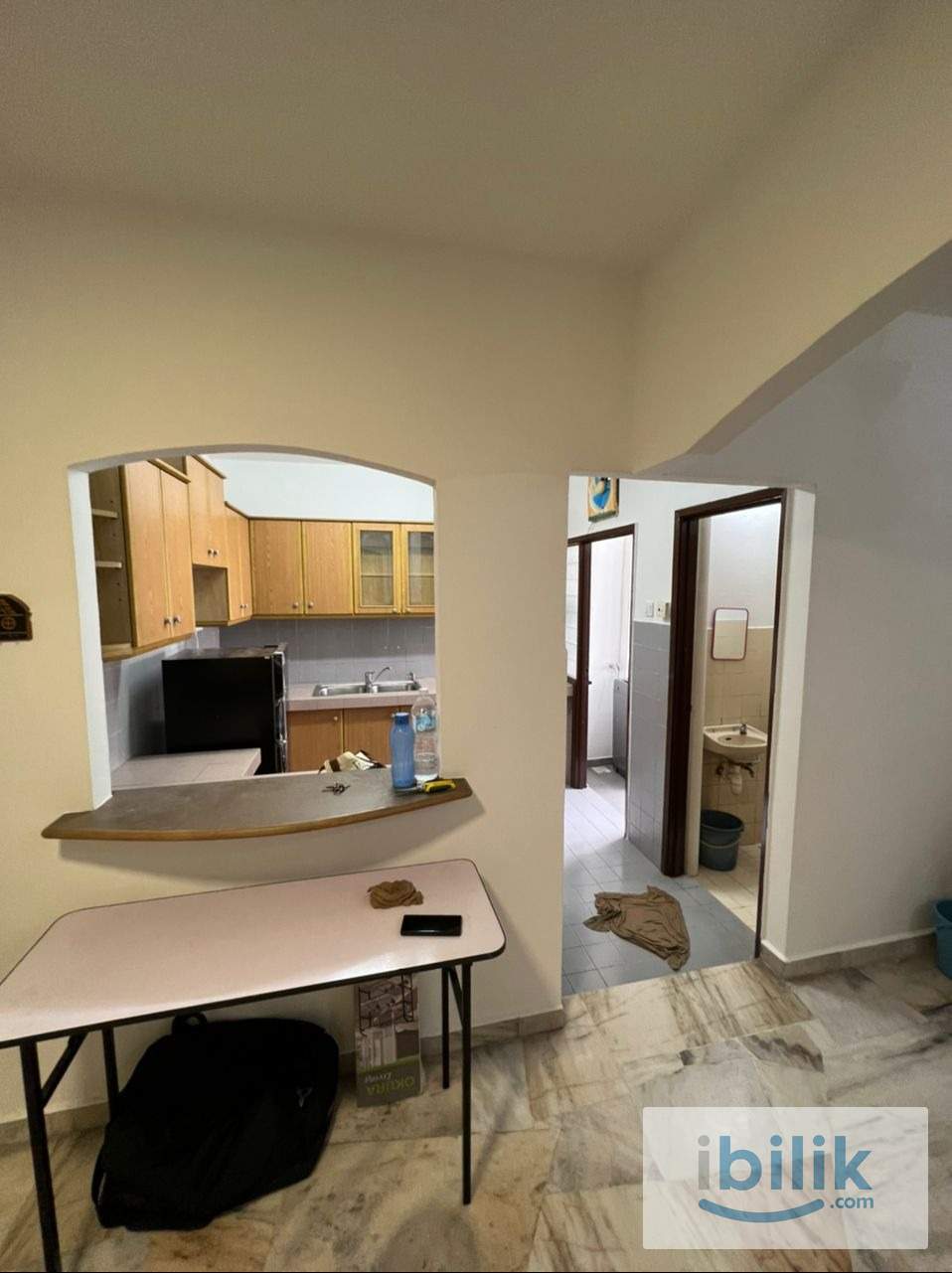 Medium Room - Image 4