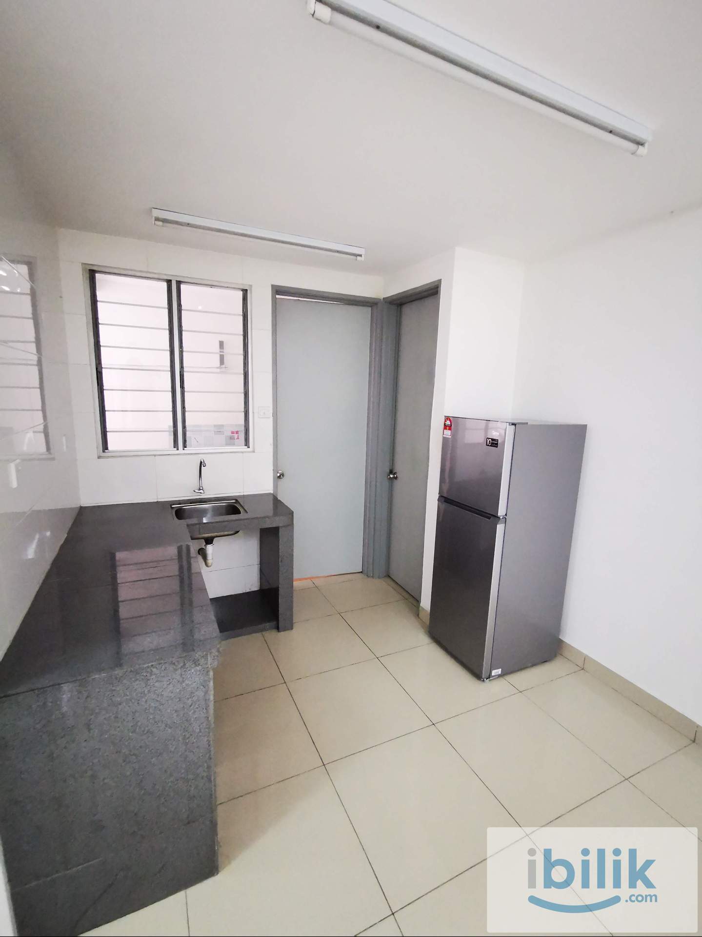 Aircond medium room - Image 2