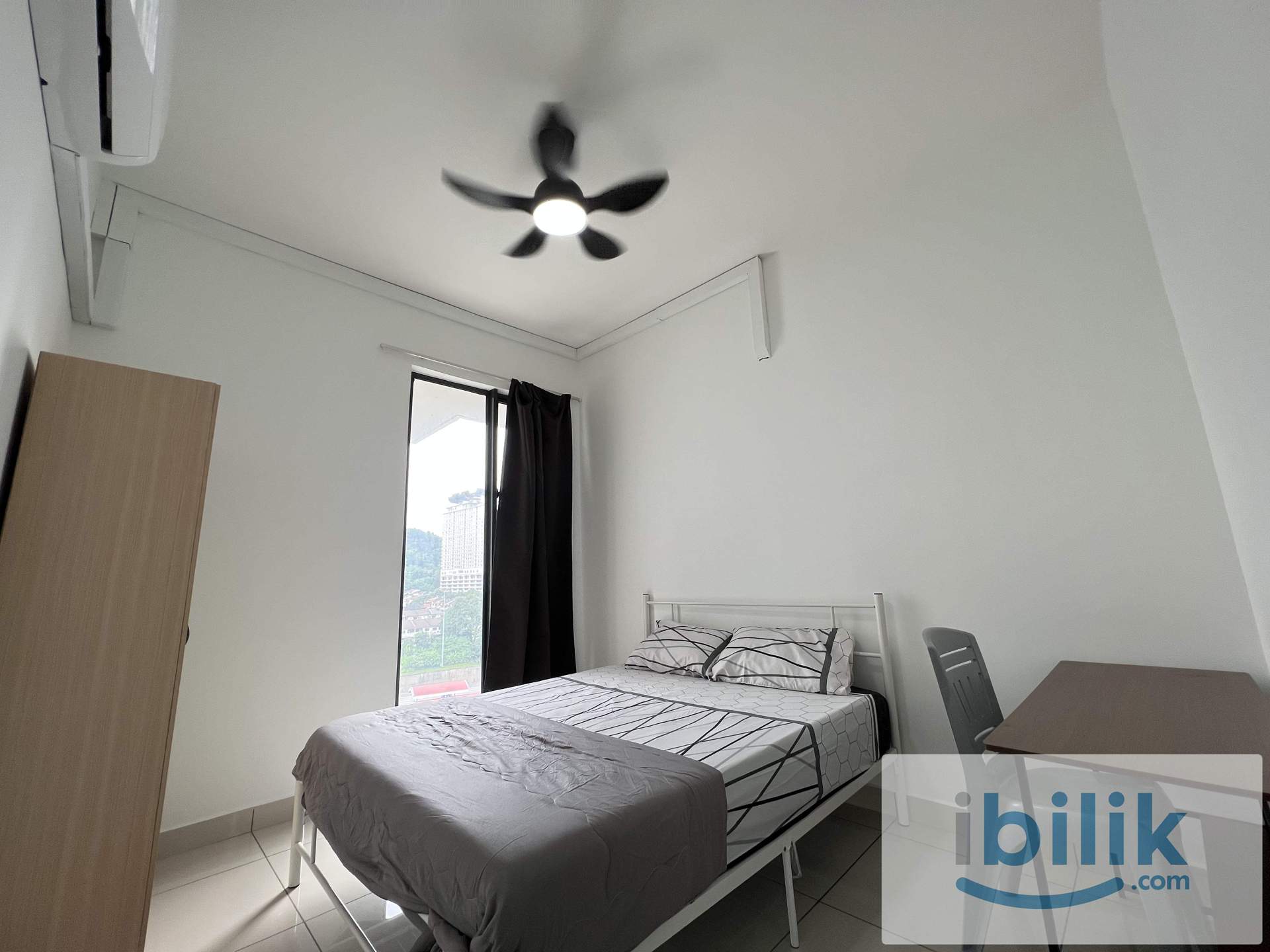 Medium room - Image 1