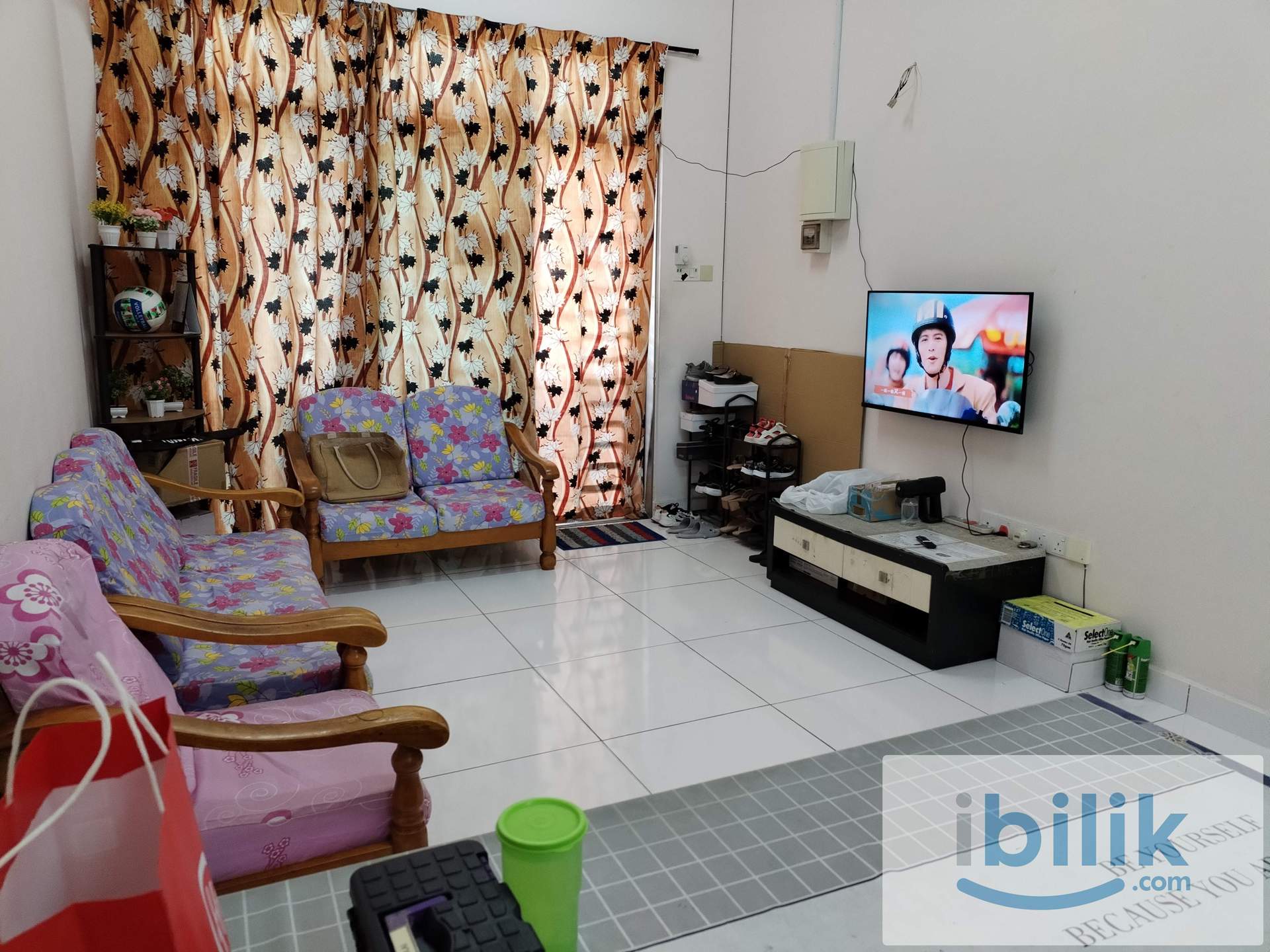 Verana 1, Bandar Putra, Kulai.( 华人,女性)( 培正华文小学旁) - Image 1