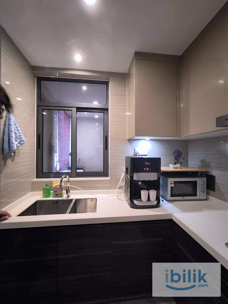 Walk2 CIQ R&F Princess Cove - Single Bedroom - Image 7
