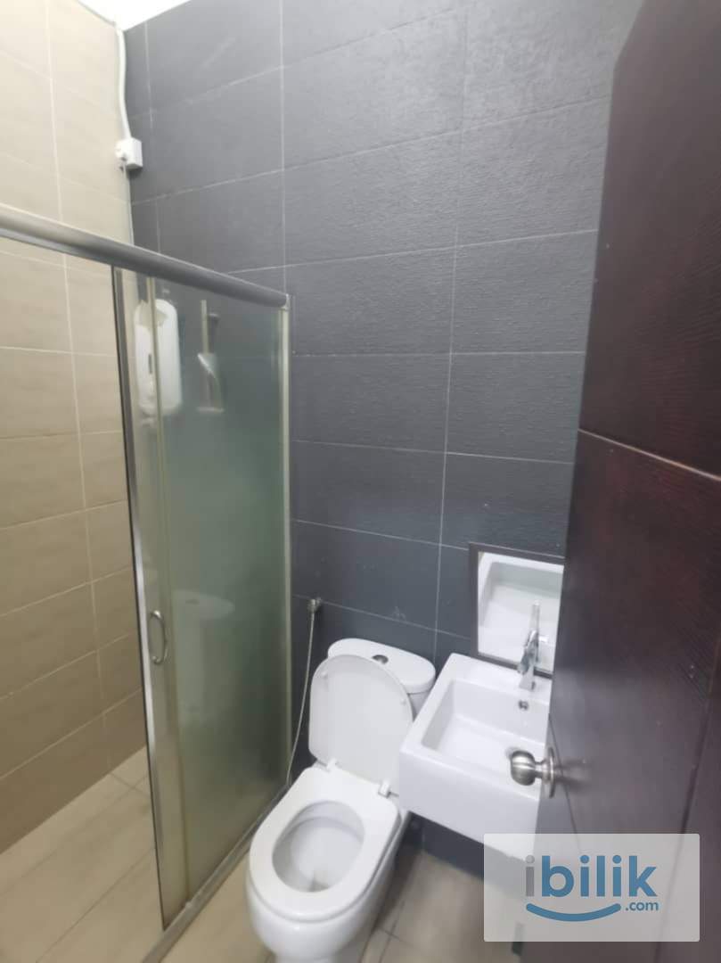 Master Room for rent Near Botani, Simpang Pulai, Ipoh Airport, Gunung Rapat - Image 3