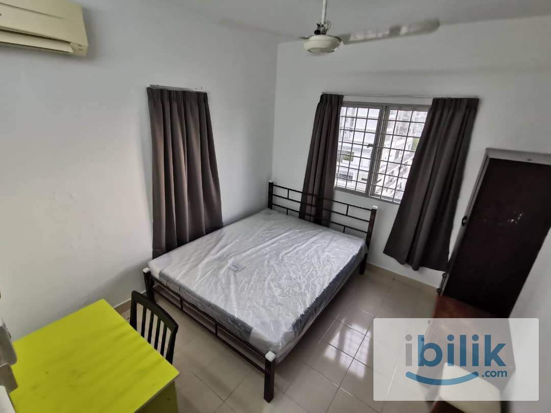 Middle Room at Endah Regal, Sri Petaling  - Image 6