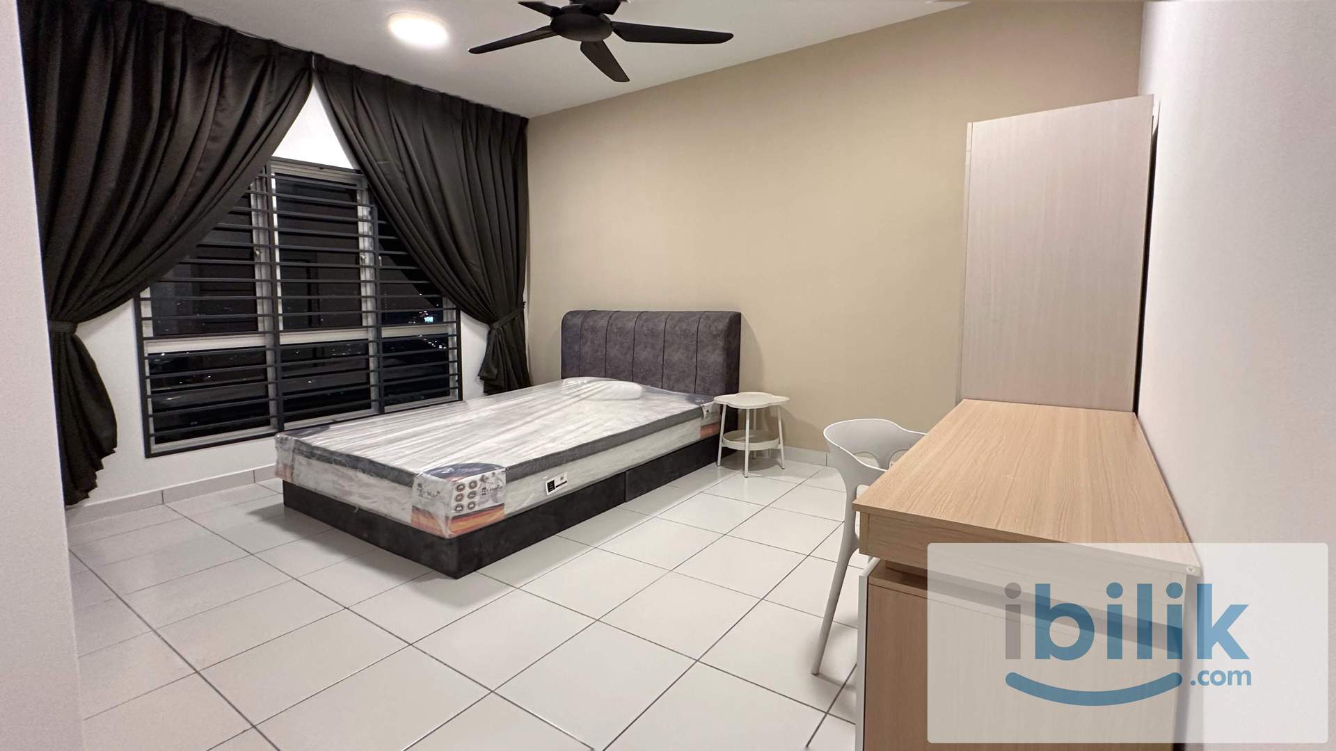 Master Room at Axis Crown, Ampang, 3 Mins walk to LRT Station, 1+1 Deposit only - Image 2