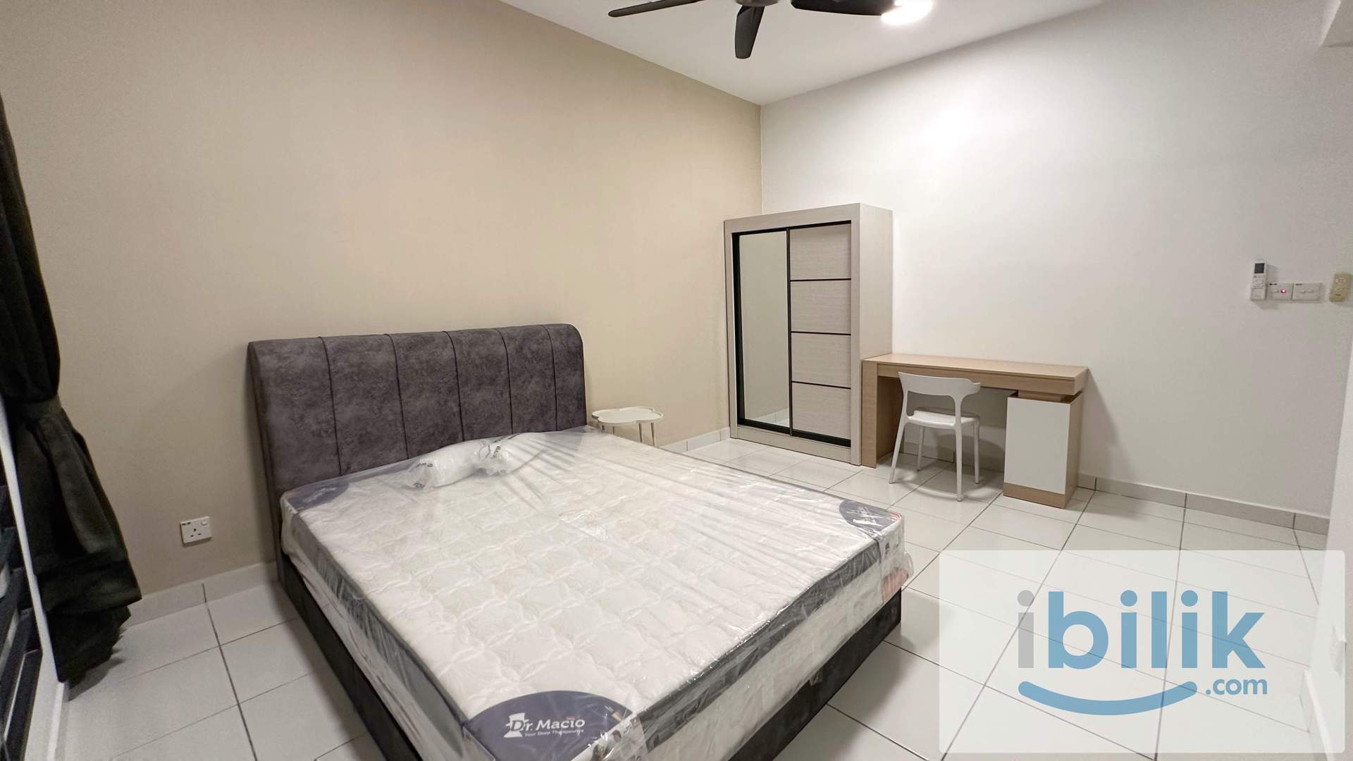 Master Room at Axis Crown, Ampang, 3 Mins walk to LRT Station, 1+1 Deposit only - Image 4