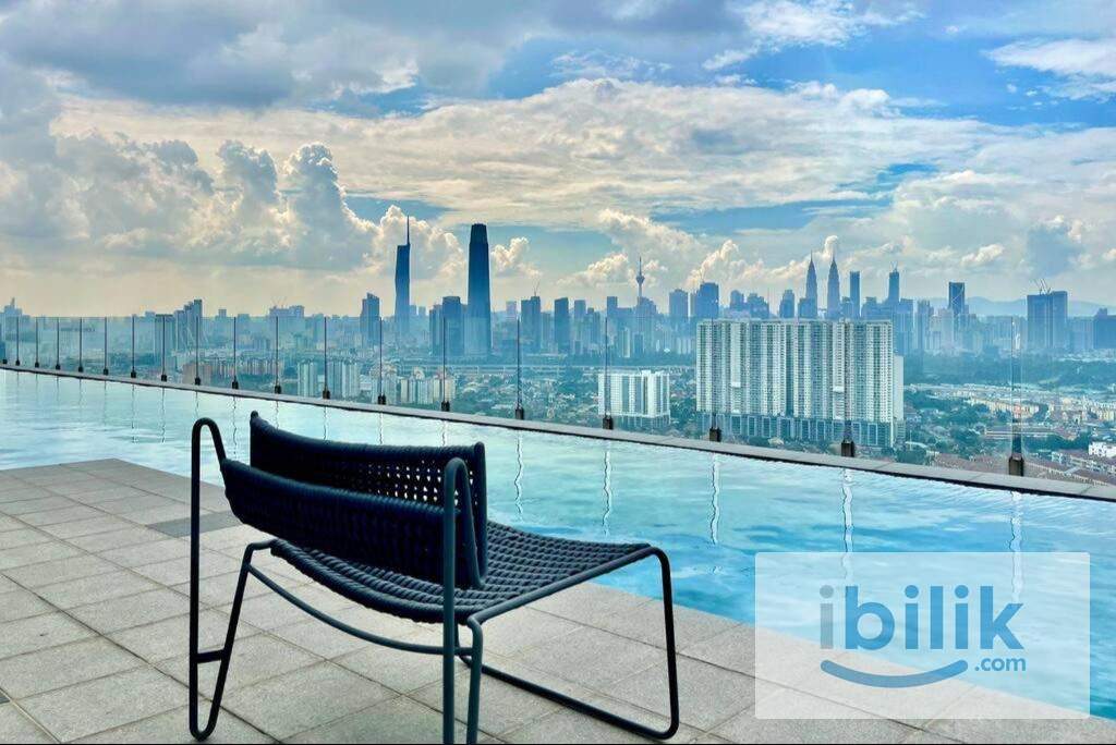 Medium Room at Axis Crown, Ampang, 3 Mins walk to LRT Station Pandan Indah, 1+1 Depo only  - Image 7
