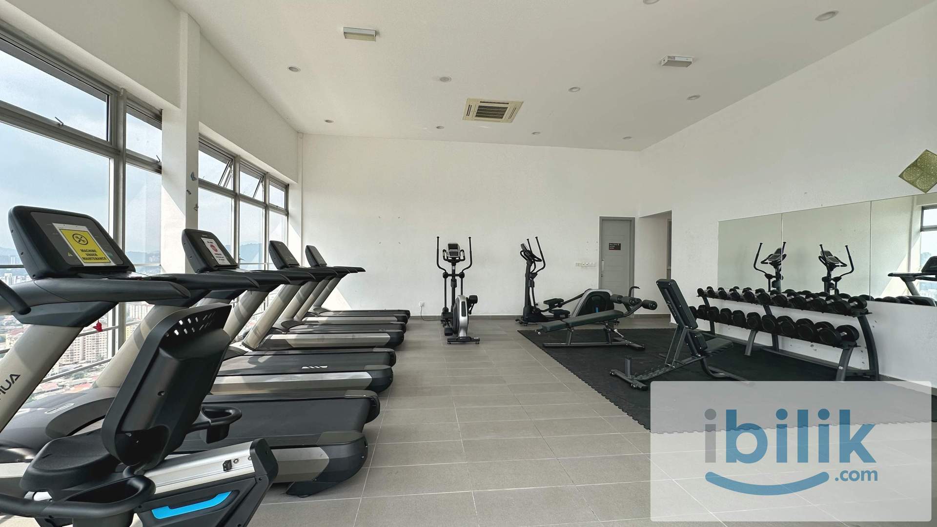 Middle Room at Axis Crown, Ampang, 3 minutes walk to LRT Pandan Indah , 1+1 Depo only  - Image 8