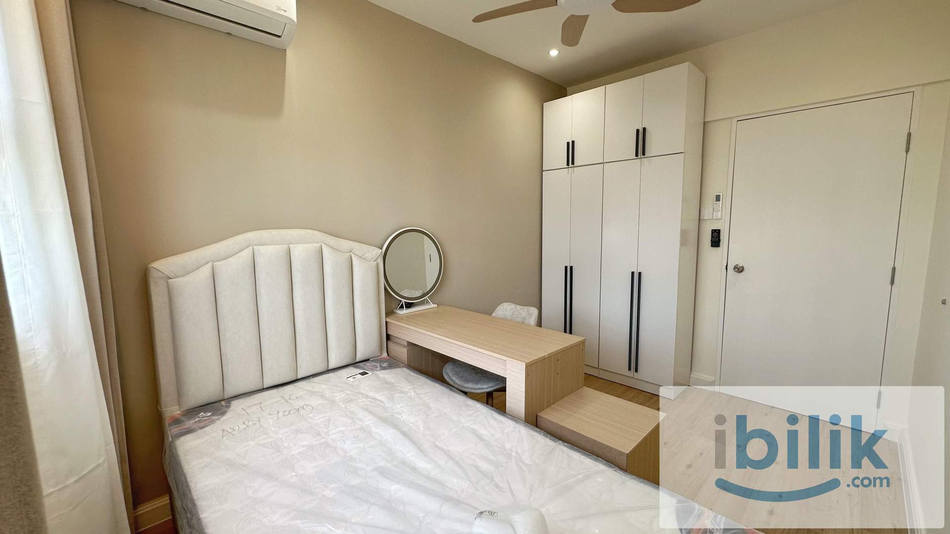 Medium Room at Kiara Kasih @ Mont Kiara / Segambut, 1+1 Depo only , Female Unit - Image 2