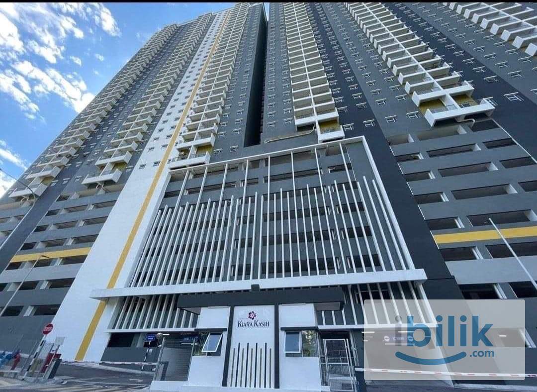 Medium Room at Kiara Kasih Condo @ Mont Kiara / Segambut , 1+1 Depo only , Female Unit  - Image 10