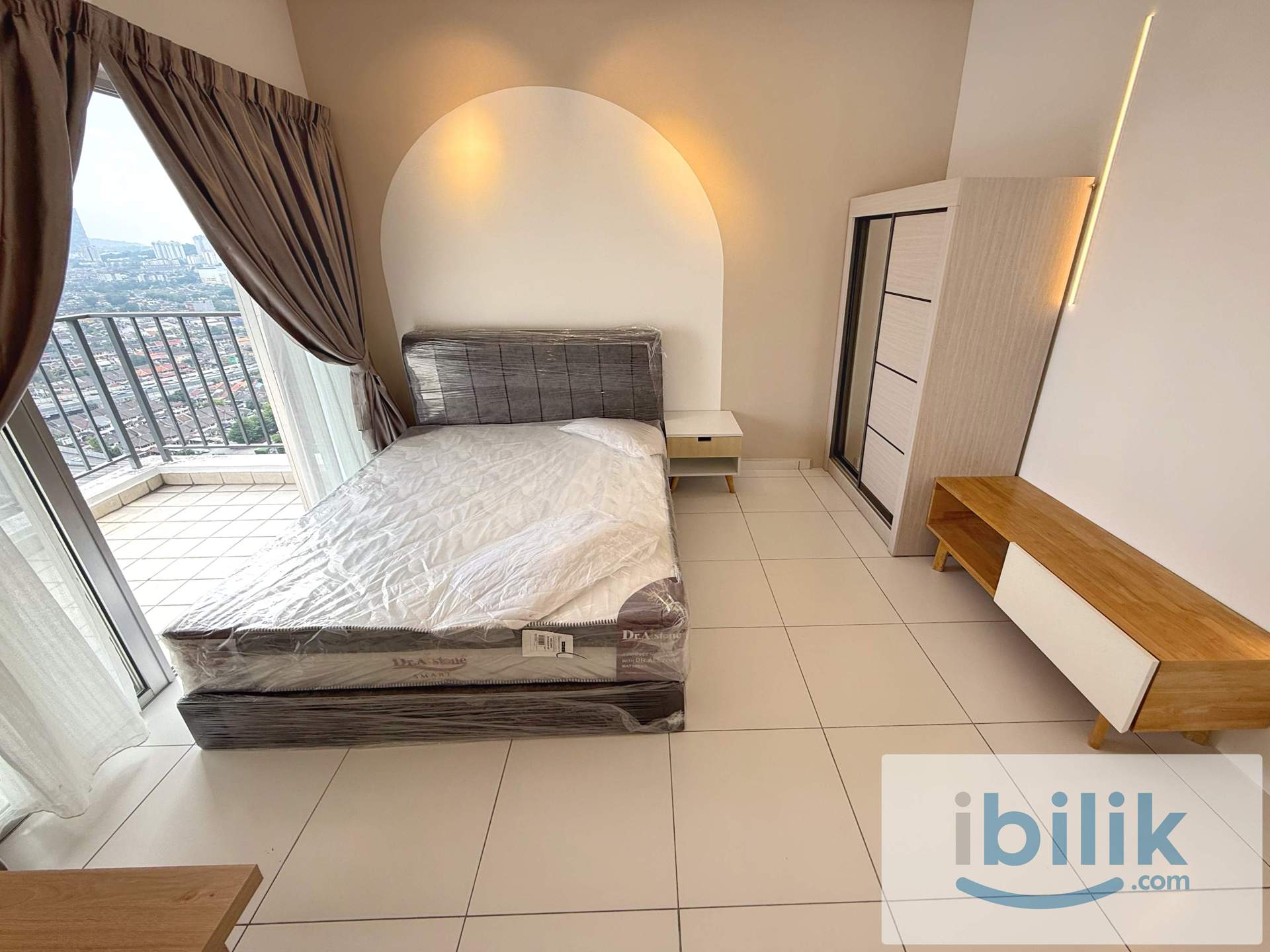 Balcony Room at D’Pines, Ampang, 7 minutes walk to LRT Cempaka, 1+1 Depo only  - Image 2