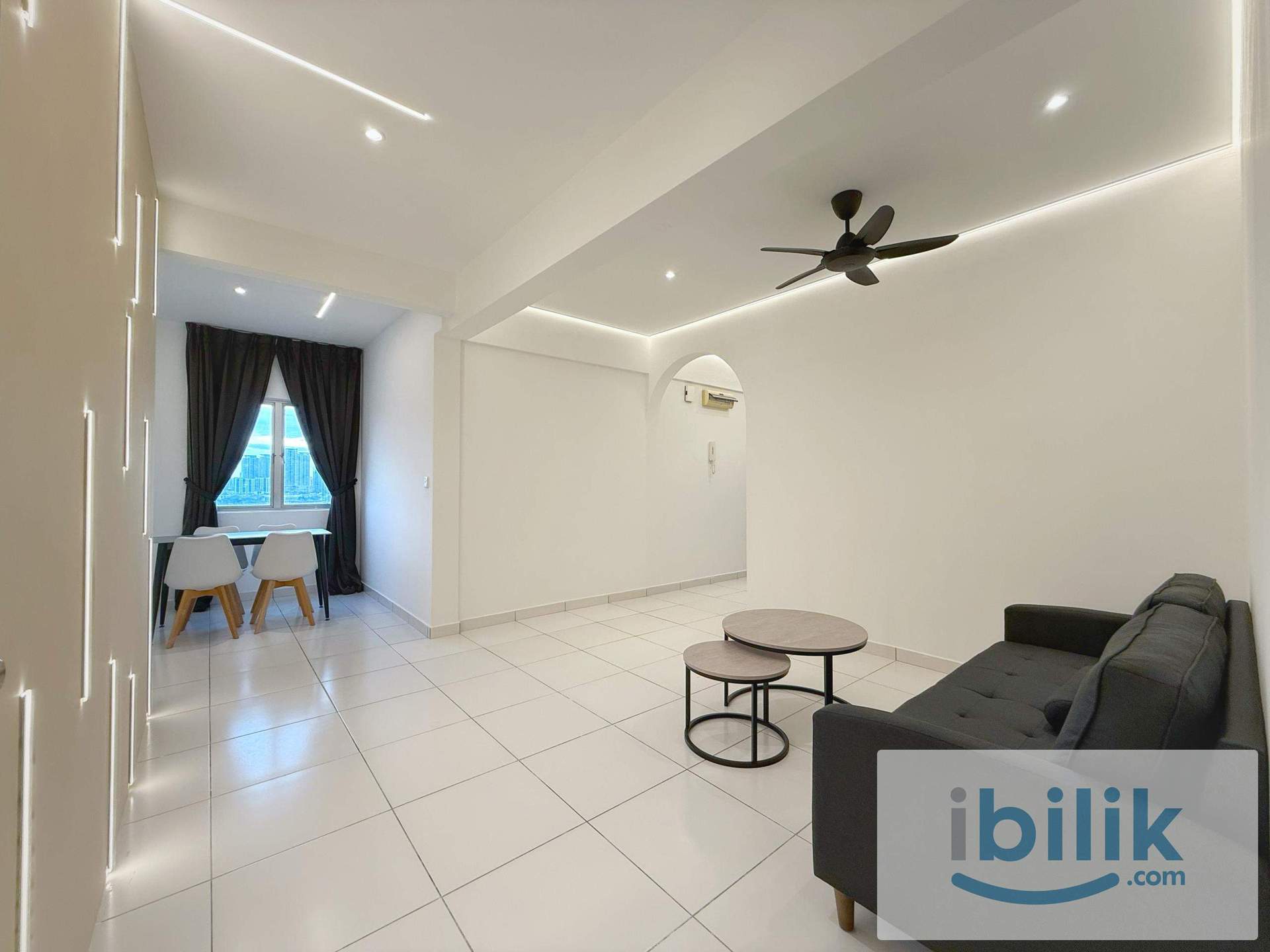 Middle Room at Axis Crown, Ampang, 3 Mins walk to LRT Station Pandan Indah, 1+1 Depo only - Image 4