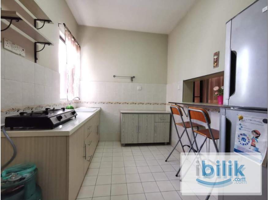 Medium Room in Casa Indah 1 - Image 4