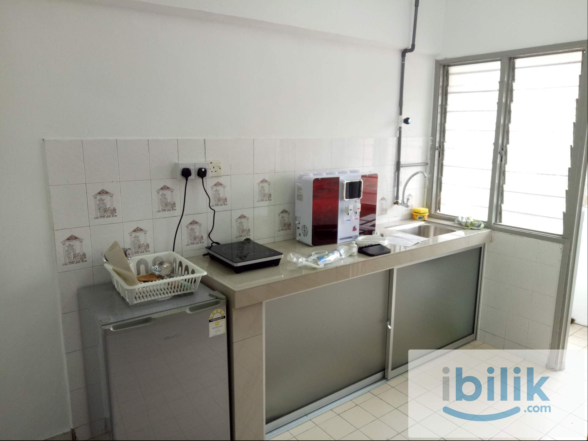 MUSLIMAH ONLY - Master Room for Rent – Makmur Apartment, Bandar Sunway  - Image 4