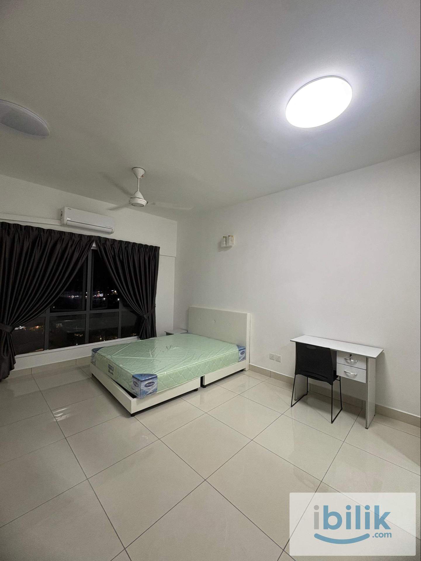 Setia walk puchong female unit master room for rent - Image 1