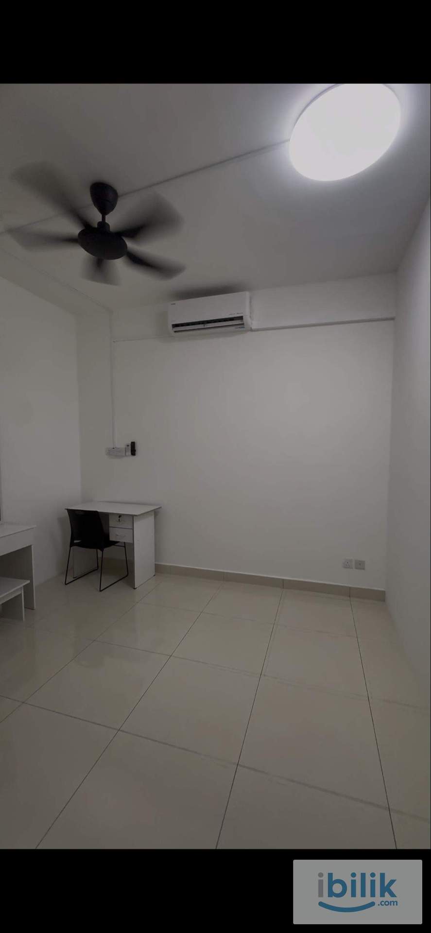Setiawalk puchong female unit Small room  - Image 2