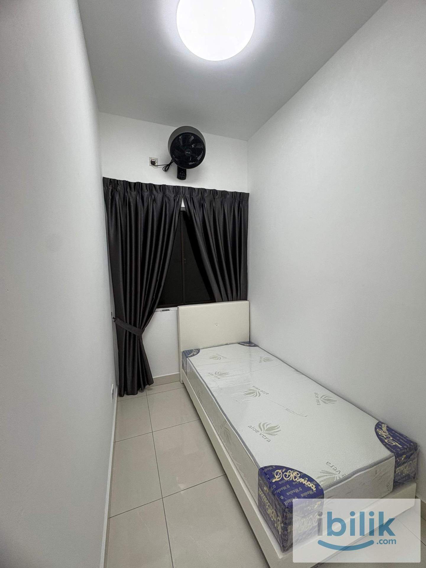 Setia walk female unit small room for rent  - Image 1