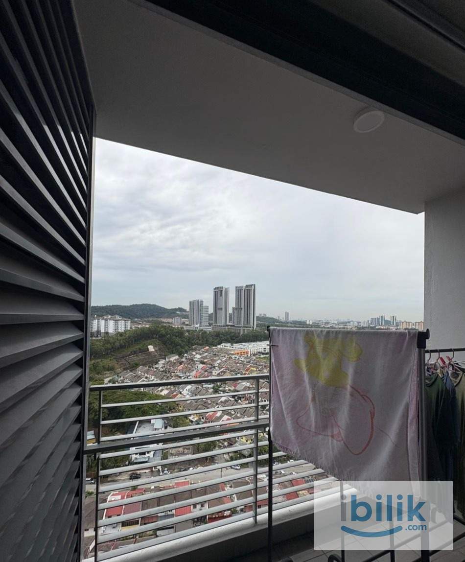 Setia walk female unit Master room private balcony and toilet  - Image 10