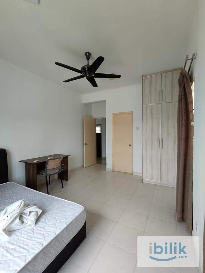 Setiawalk puchong middle room for rent  - Image 2