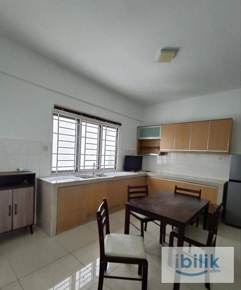 Setiawalk puchong middle room for rent  - Image 4