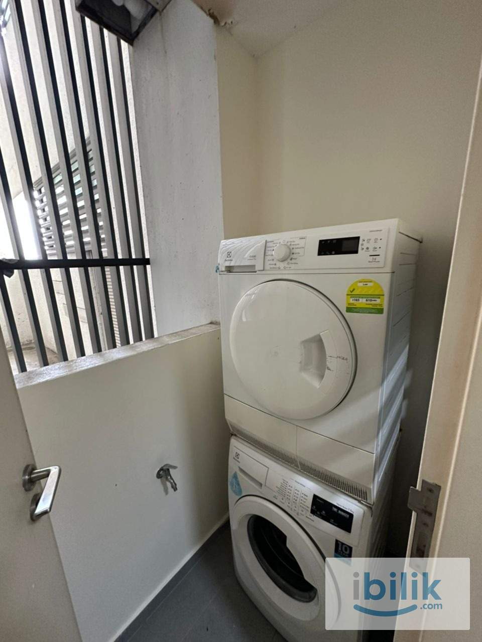 Master room for rent - Image 2