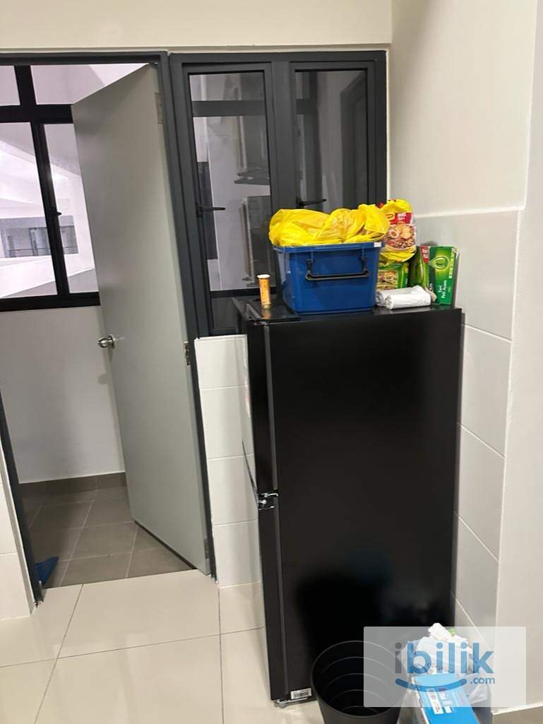 small room for rent, fully furnished unit, no balcony room unit - Image 2
