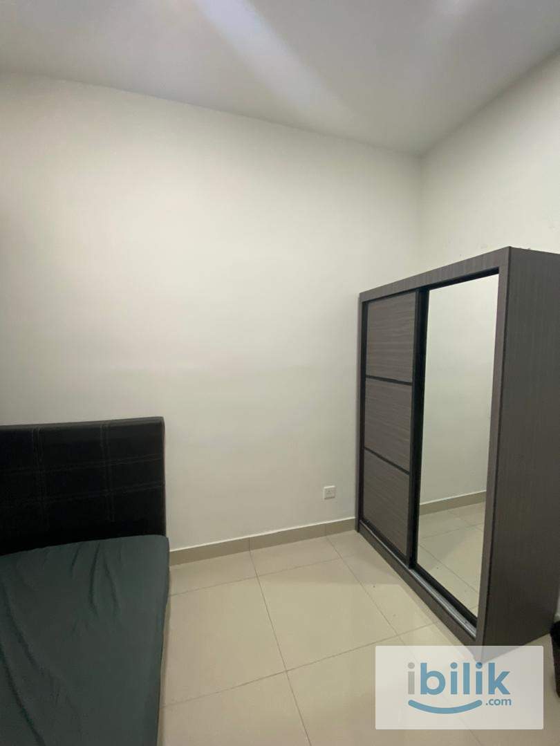 Small room for rent - Image 4