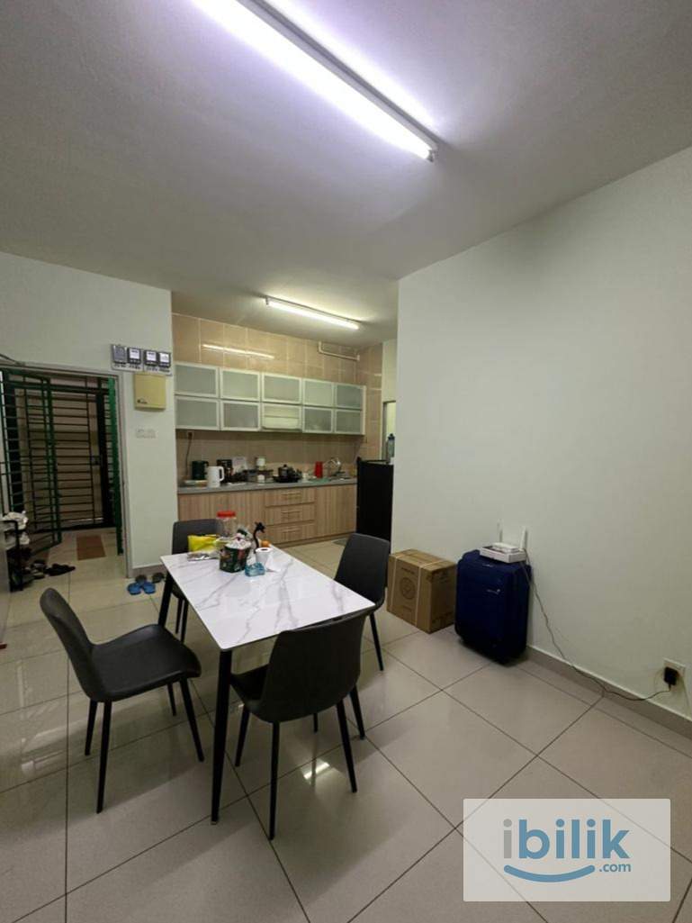 Oug Parklane Block E3, small room for rent - Image 5