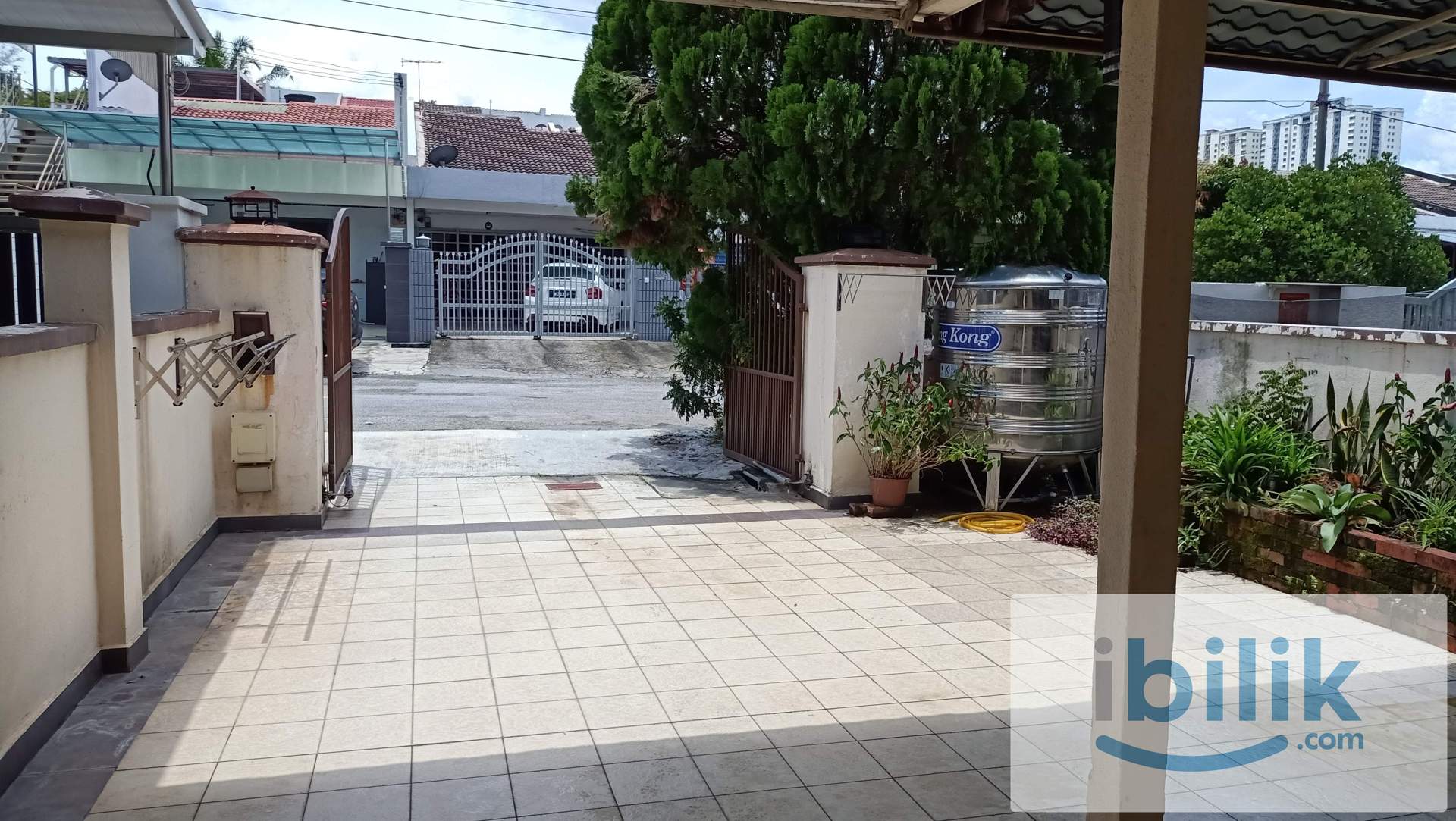 chinese male, single room, with 300mbps wifi, cleaning, 5min walk to shops, big parking space - Image 8
