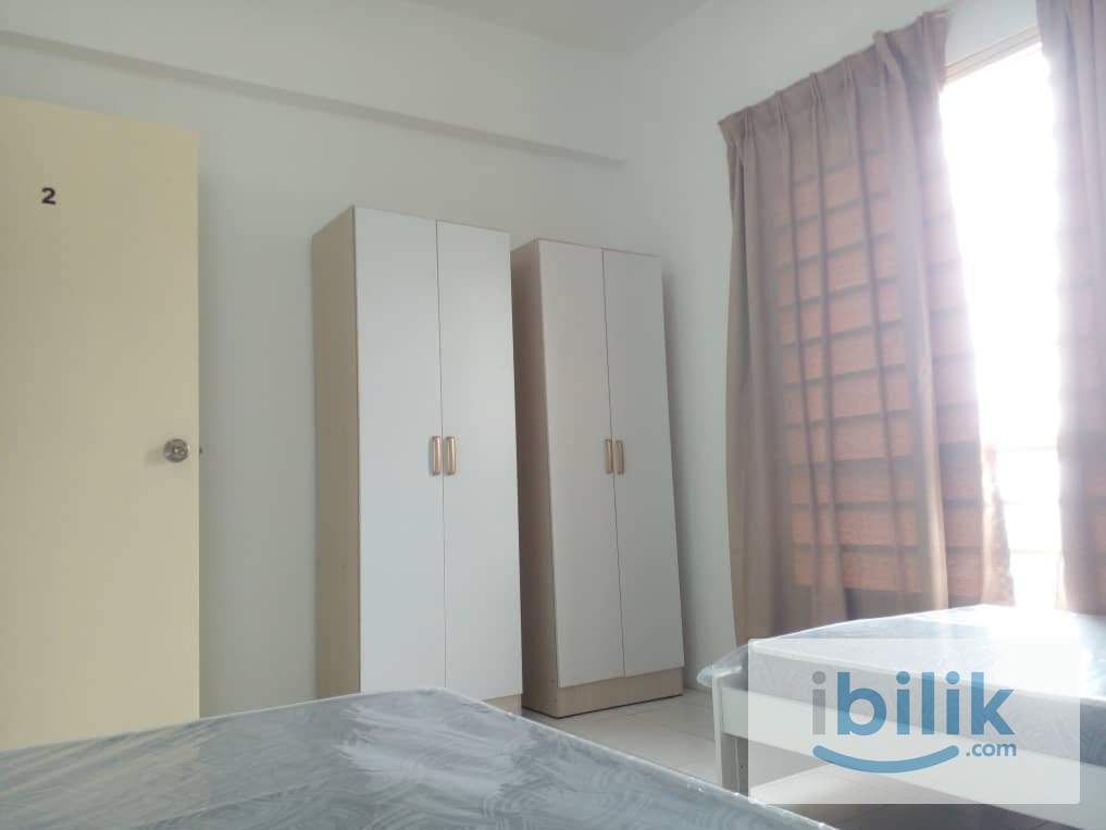 Girl Muslim  | bilik sharing hrga berpatutan | Girl Muslim |Middle Room at Selayang Point, Selayang| fully furnised - Image 1