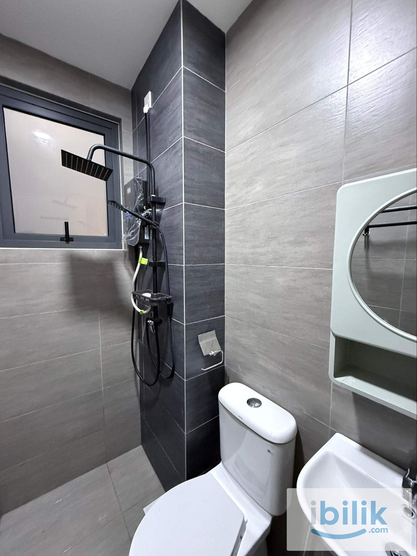 NEW Medium Room walking Distance MRT taman Pertama  - Image 6